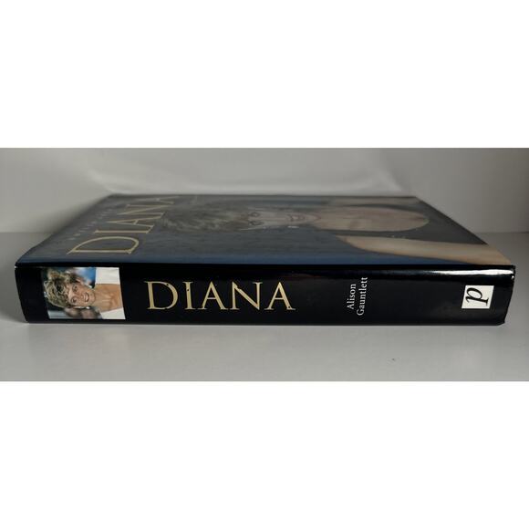 Diana (Unseen Archives) - Hardcover By Alison Gauntlett - Picture 3 of 10